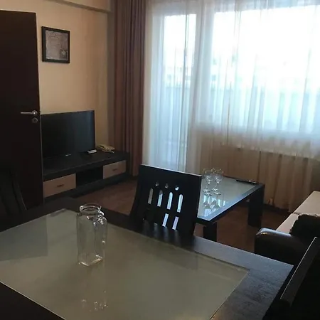 Apartment Royaltowers Emineki